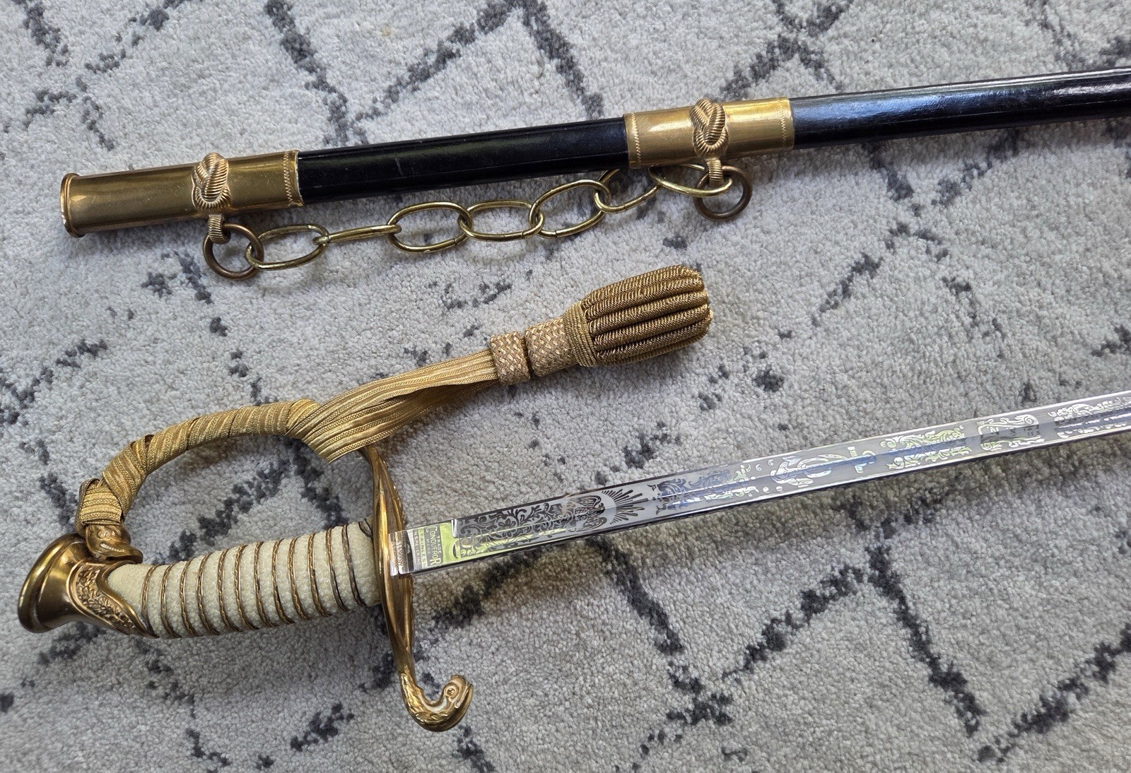 Vintage US NAVY - NS Meyer - CONQUEROR Dress Sword - Germany - Vietnam Era Vintage US NAVY - NS Meyer - CONQUEROR Dress Sword - Germany - Vietnam Era