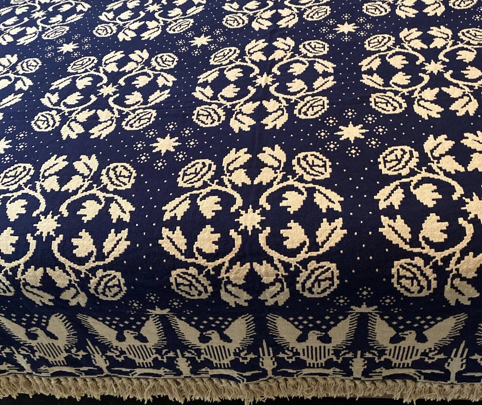 Vintage Bates Newport Eagle Navy Blue Reversible Beige Bedspread Coverlet