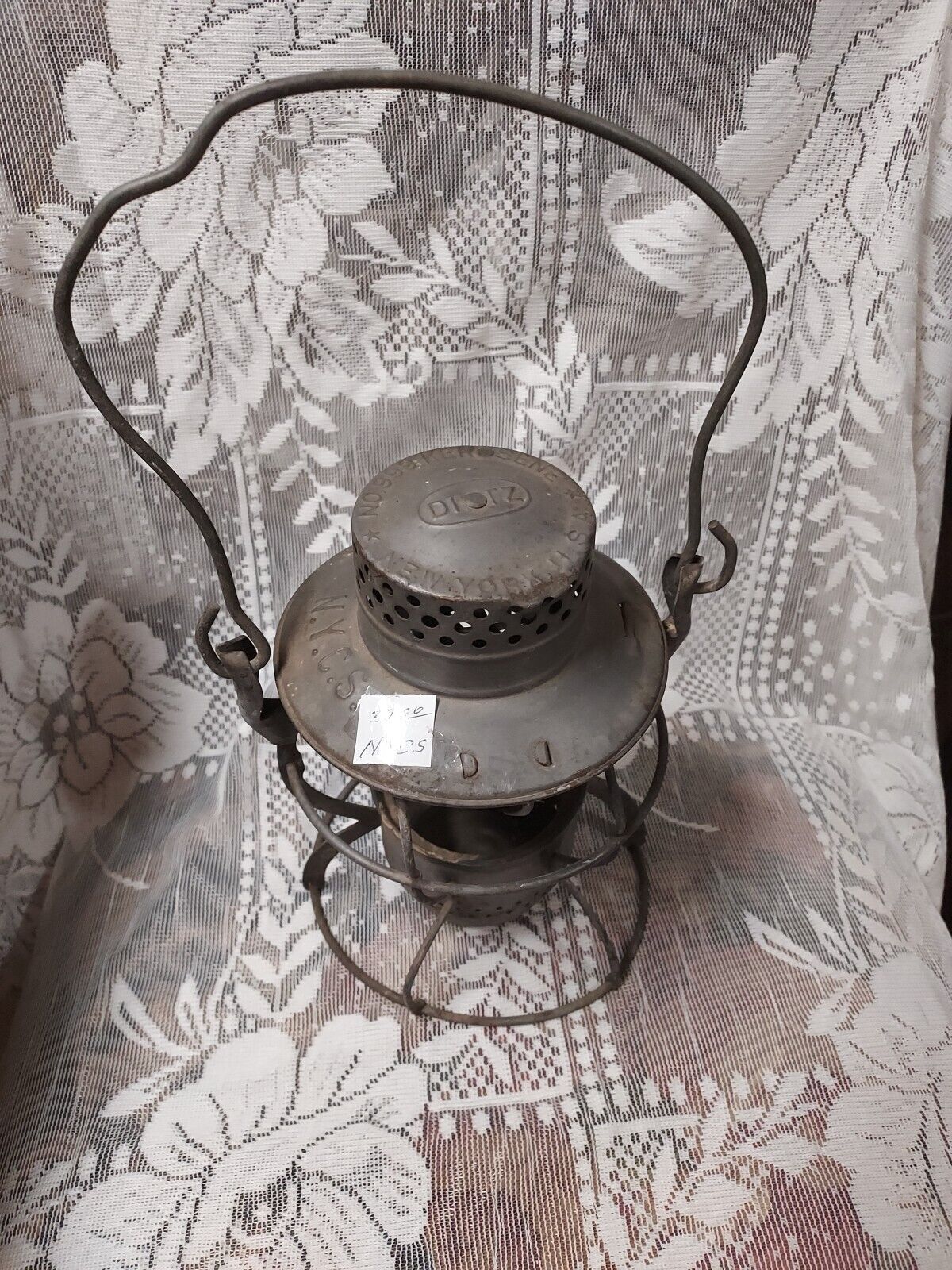 Vintage Dietz N.Y.C.S Lantern No.999 Kerosene U.S.A. New York. No Globe