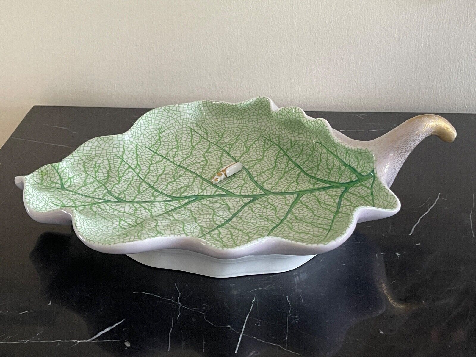 Outstanding Oggetti Mangani Italian Decorative Porcelain Leaf