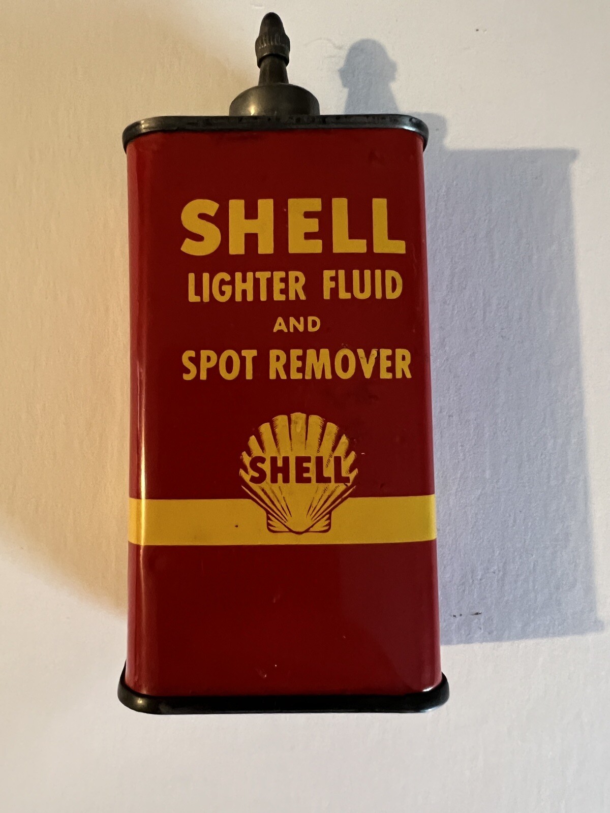 Vintage 1940's Shell Lighter Fluid & Spot Remover Handy 4 Oz. Oiler Tin