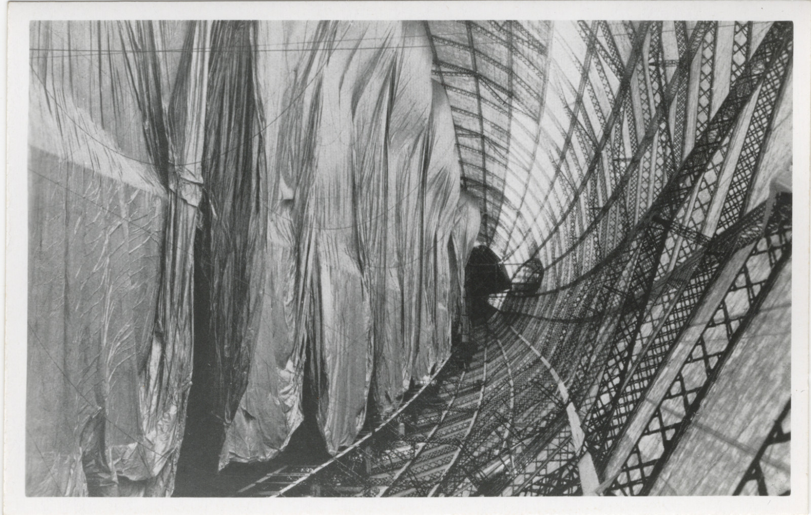 Vintage Graf Zeppelin LZ-127 Airship Interior Frame & Gas Cells Photo Postcard