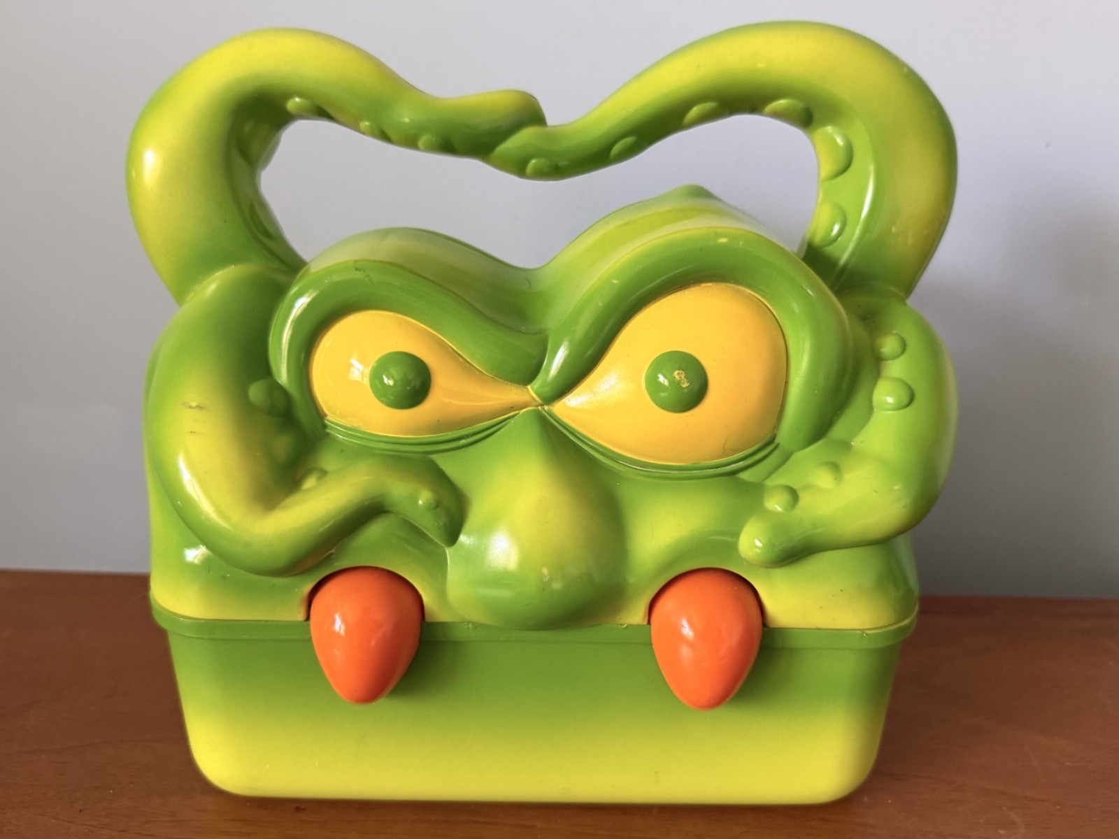 My Pet Monster Creature Features Screaming Monster Box Lunchbox Non Working