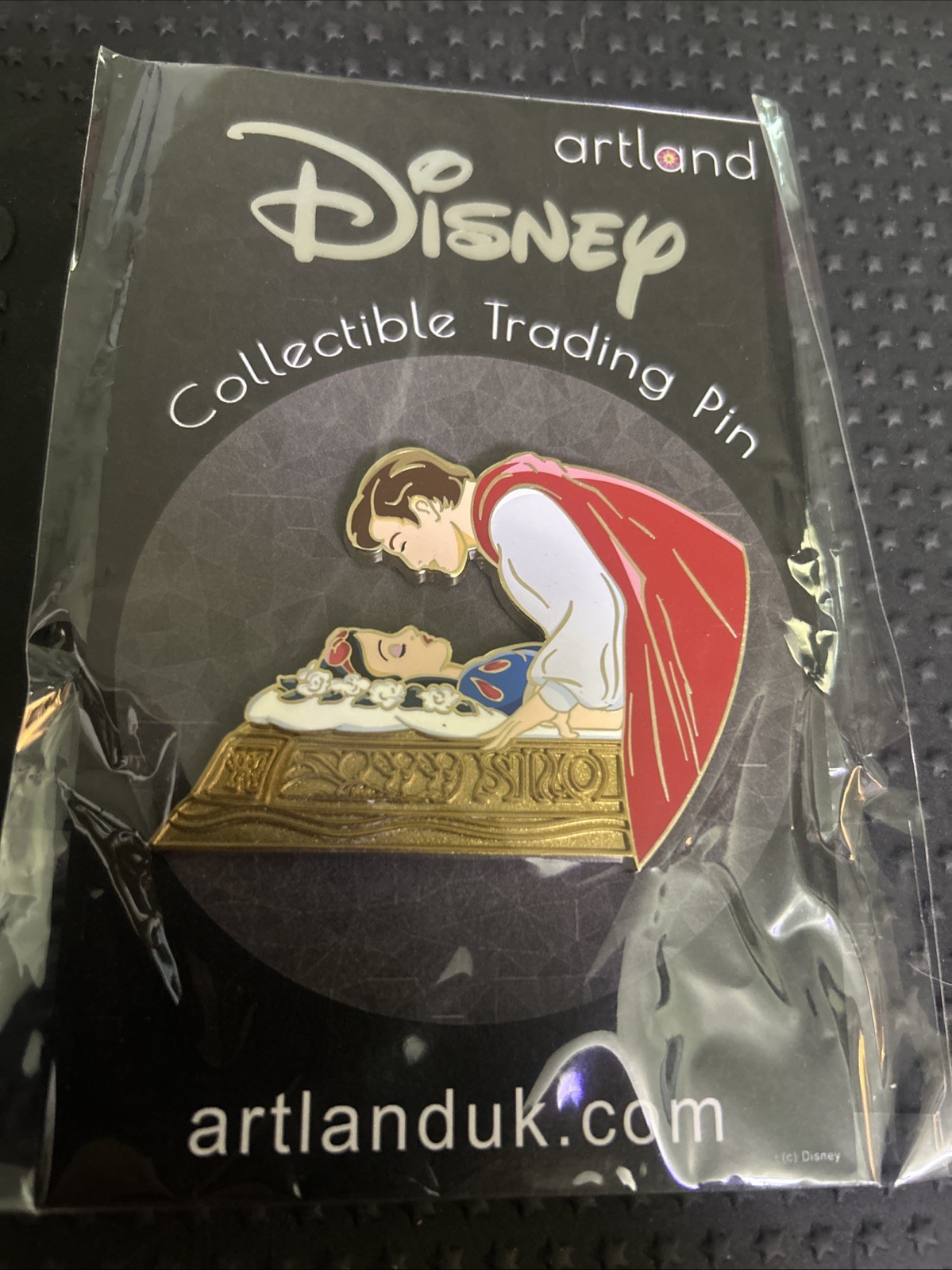 Disney Artland The Kiss Snow White Prince Pin