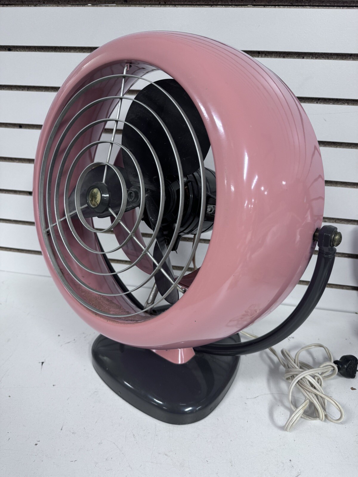 Vintage Vornado Fan Model 38C3-1R Pink Electric Collector Grade READ BH