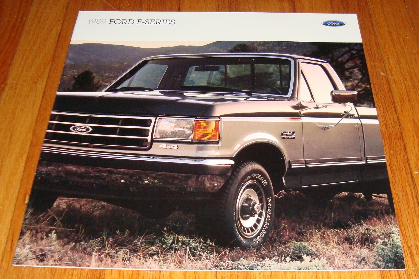 Original 1989 Ford F-Series Pickup Sales Brochure Catalog F-150 F-250 F-350