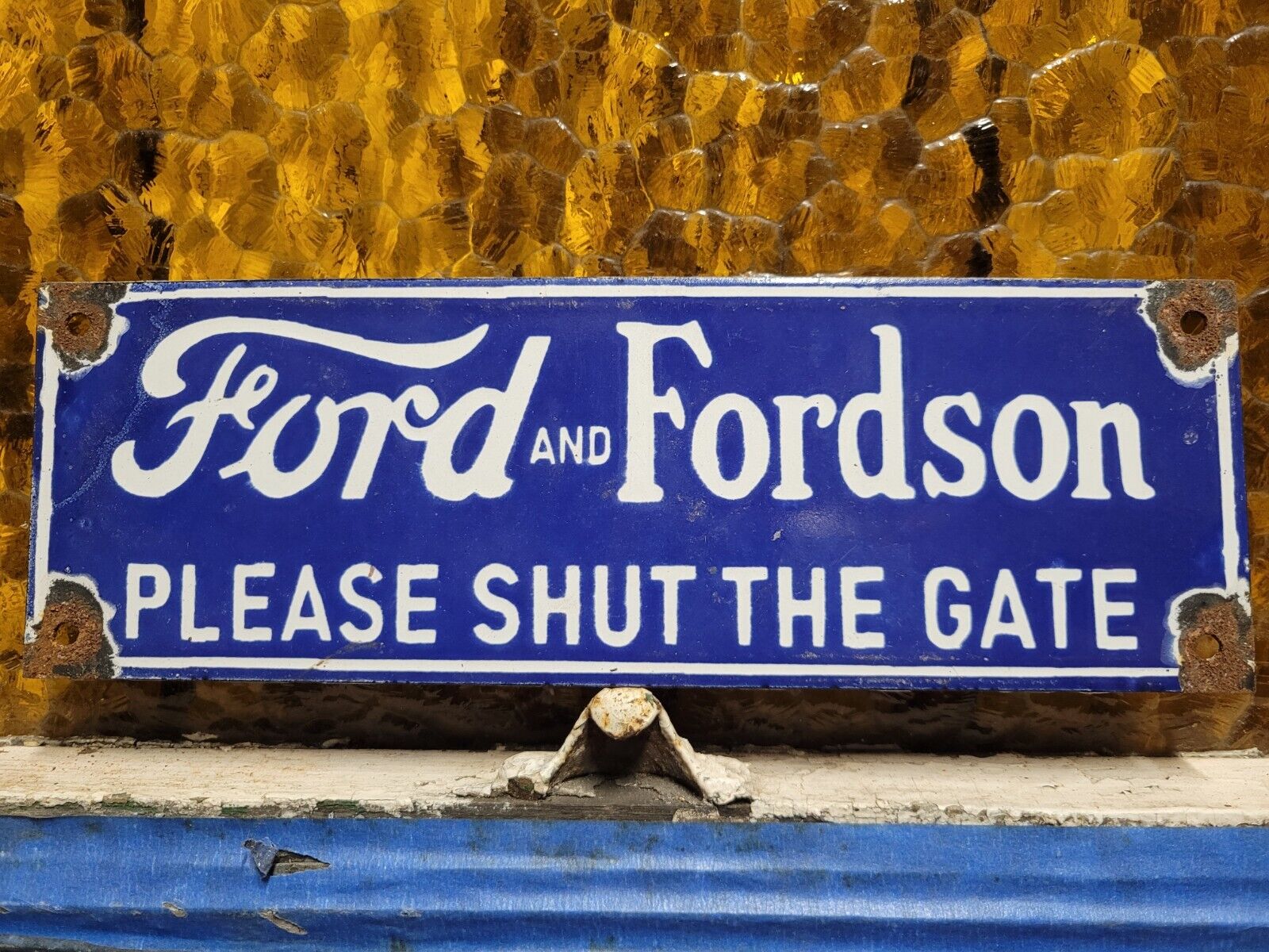 VINTAGE FORDSON PORCELAIN SIGN FORD AUTOMOBILE PLEASE SHUT THE GATE SERVICE DEPT