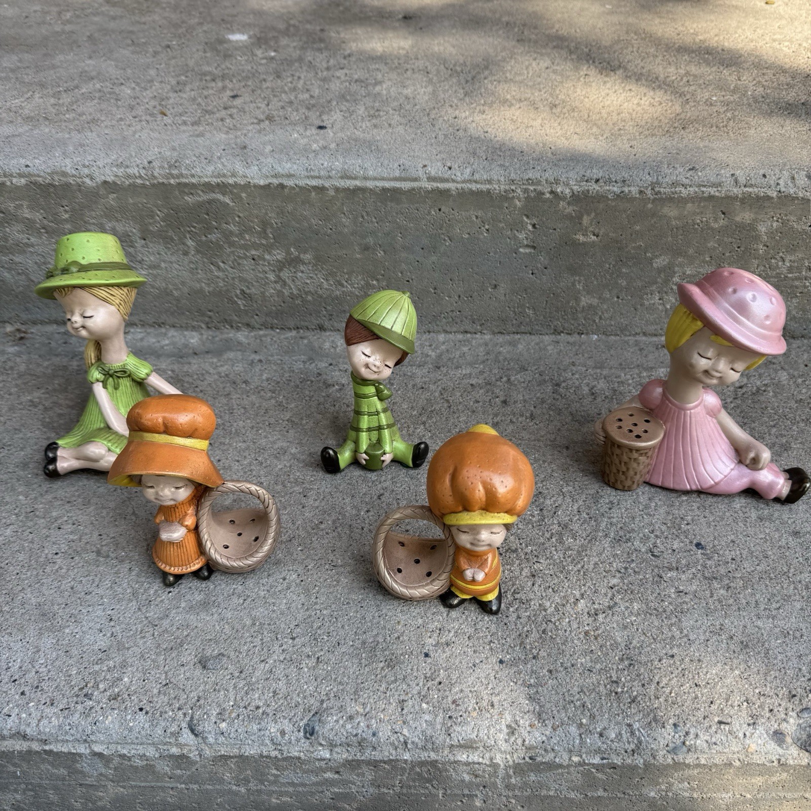 VTG 1970s Ceramic Smiling Children Figurines Kitchen Table Decor