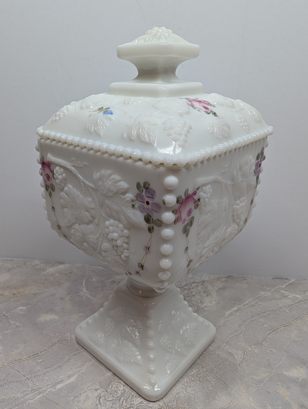 Westmoreland Milk Glass Roses & Bows Beaded Pedestal Wedding Jar Bowl Lid 7 5/8\