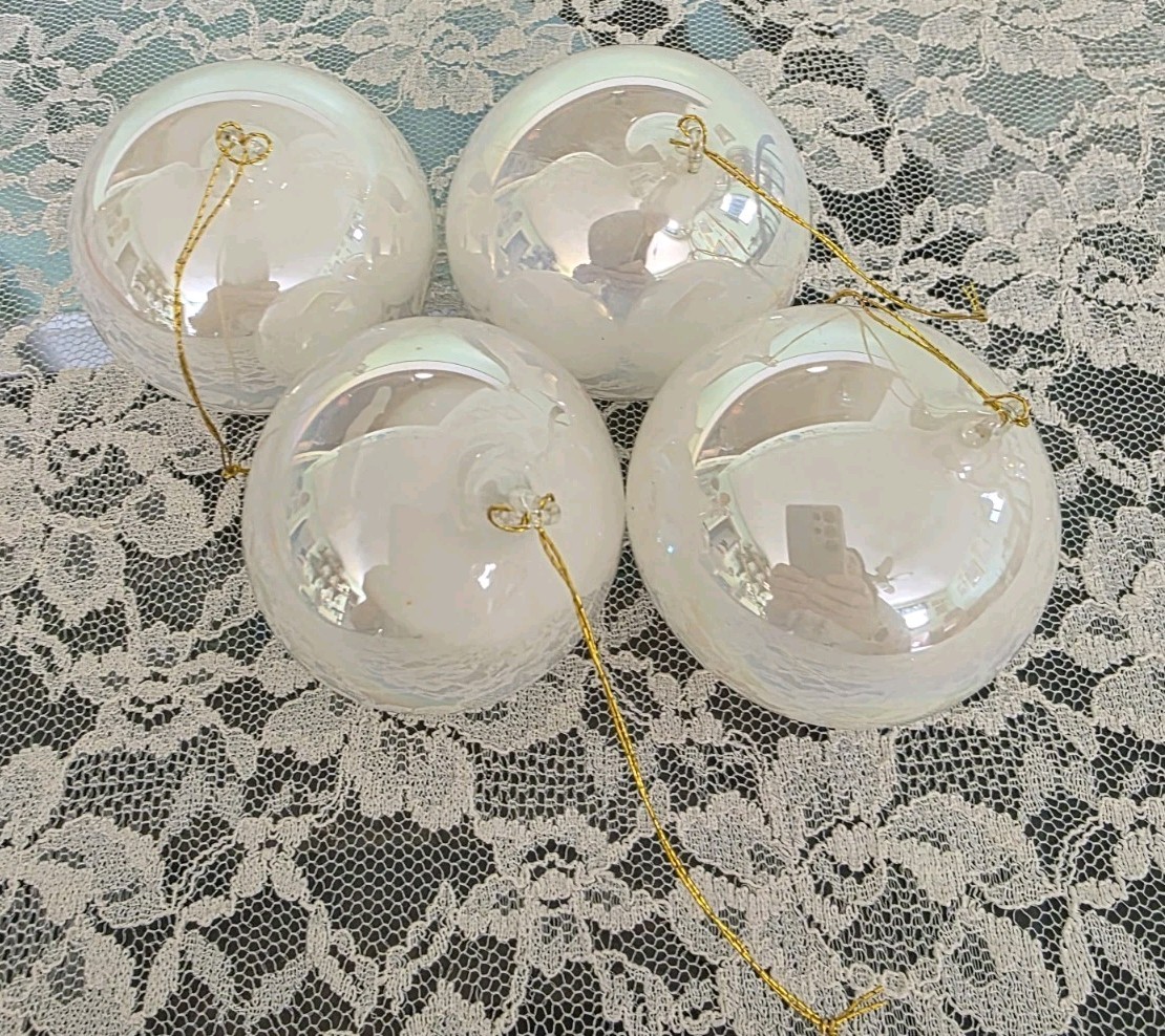 Vintage Iridescent Blown Art Glass Christmas Ornaments White Set of 4