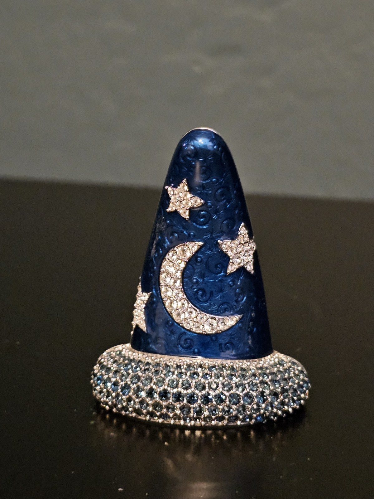 Limited Edition Official Disneyana Mystery 2002 Swarovski Sorcerer’s Cap Brooch