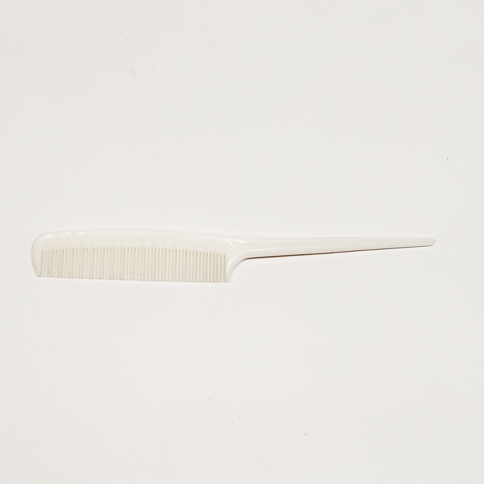 Tupperware Tupper Comb 8\