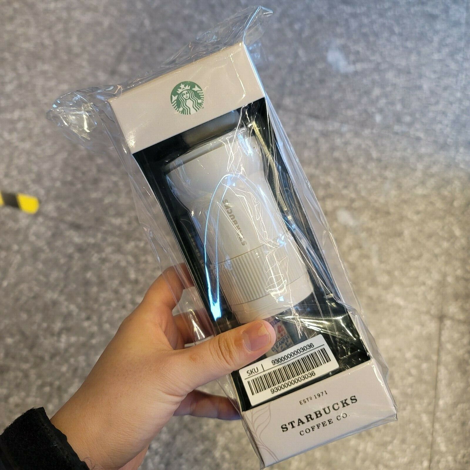 Starbucks korea 2021 White siren grinder