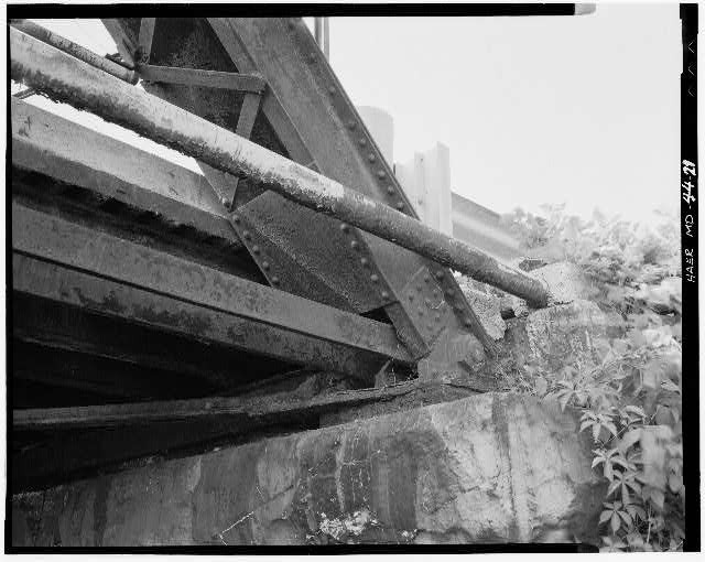 Photo:Havre de Grace MD Post Road Bridge 1900s Truss Detail Stone Abutment