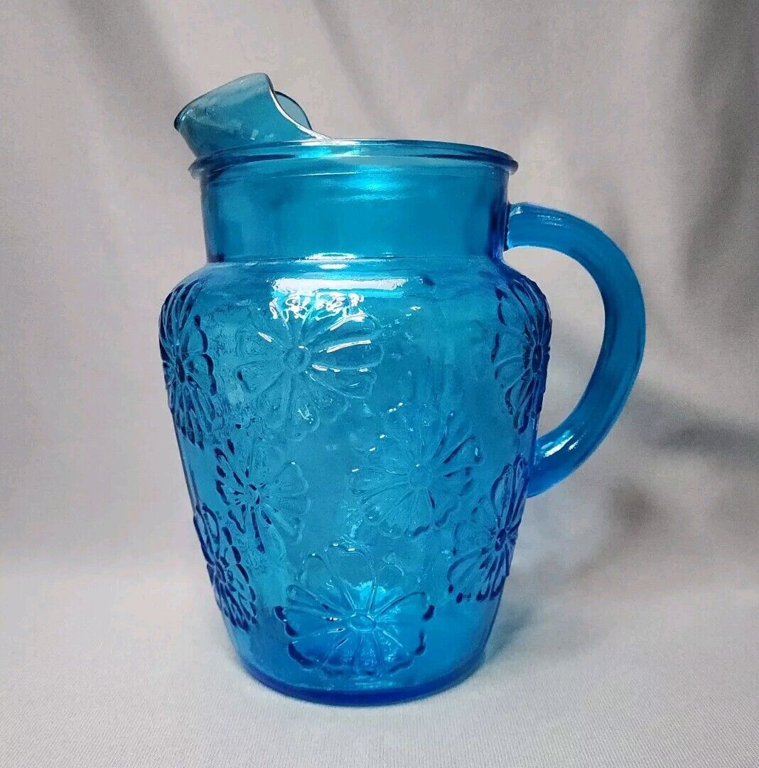 Vintage Anchor Hocking Spring Song Laser Blue Glass Pitcher 86 oz Embossed Daisy