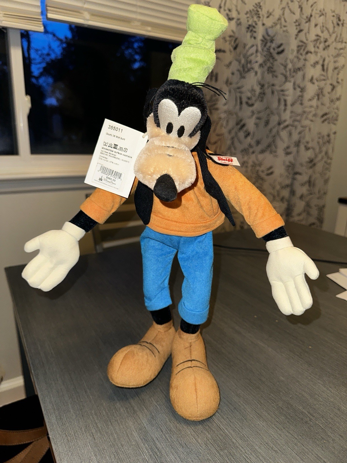2017 STEIFF DISNEY GOOFY 355011 - COLLECTOR EDITION - GREAT COND