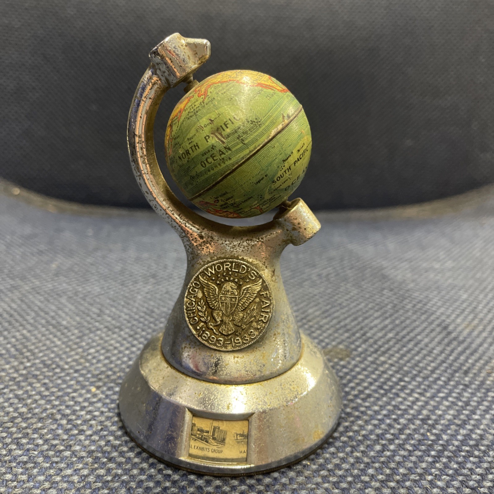 1933 Chicago Worlds Fair Spinning Mini Globe 1893-1933 Medallion 4 1/2” Tall