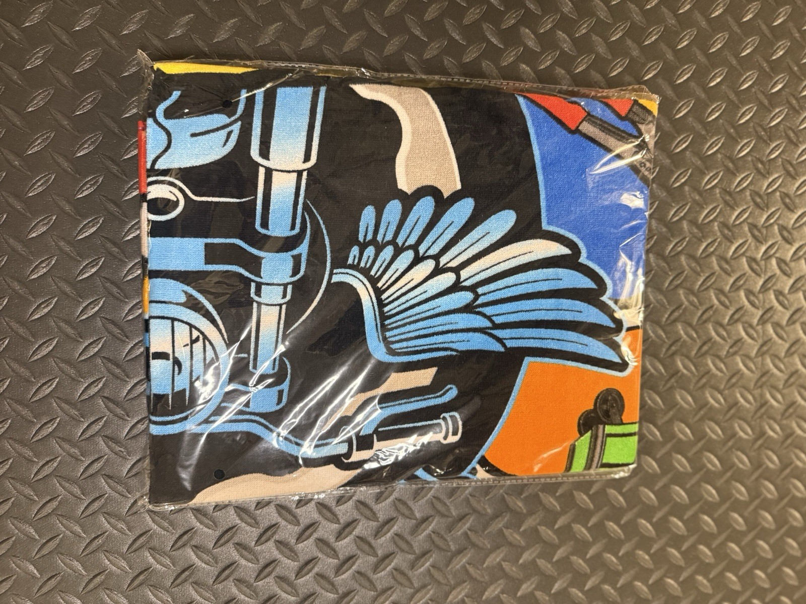 2026 Limited Edition Snap-on  Beach Towel NEW