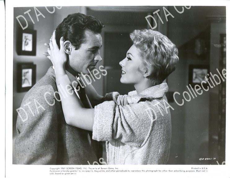 FIVE AGAINST THE HOUSE-1961-8 X 10 STILL-FILM NOIR-KIM NOVAK-GUY MADISON-fn FN