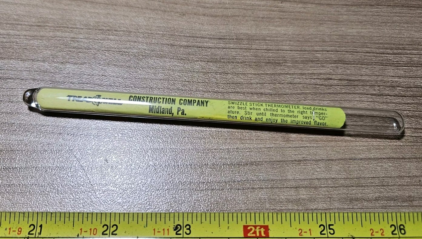 Vintage Tread Well Construction Co Midland PA Advertising Glass Thermometer 