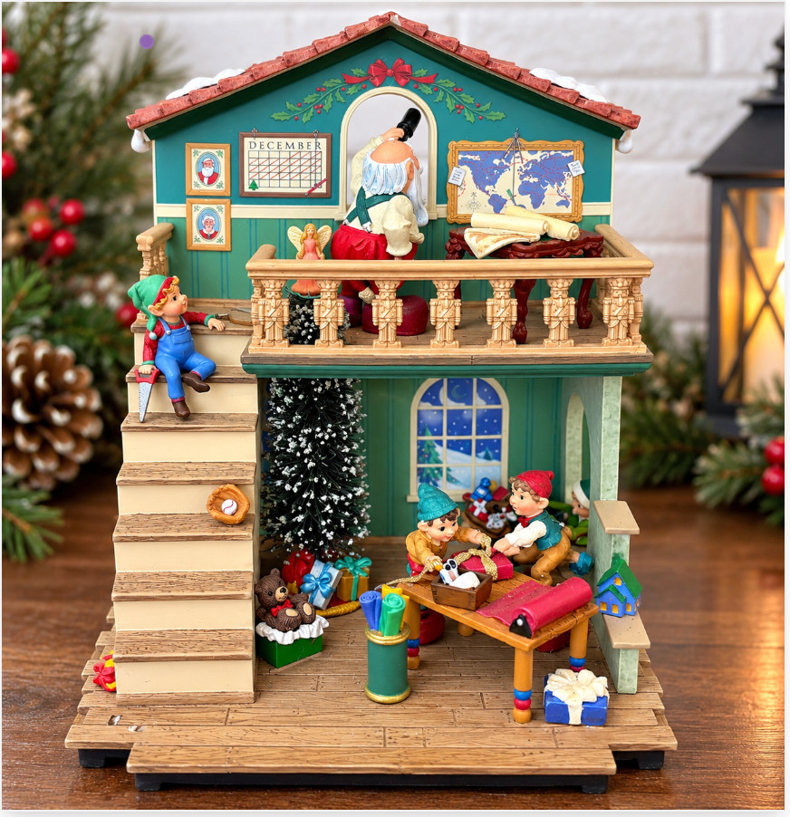 Hallmark Christmas Studio Edition Figurine Merry Mayhem Workshop 2005 Elf Santa