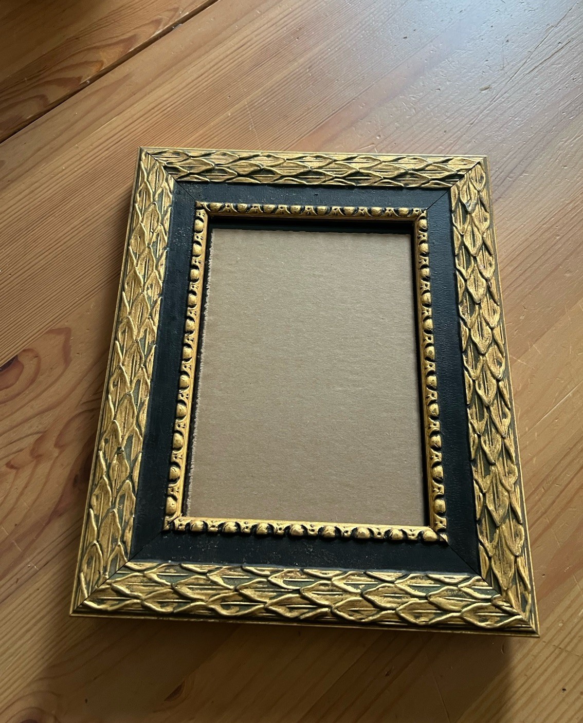 Vintage Burnes Gold Black Picture Frame Hollywood Regency Art Deco 10x8 Frame