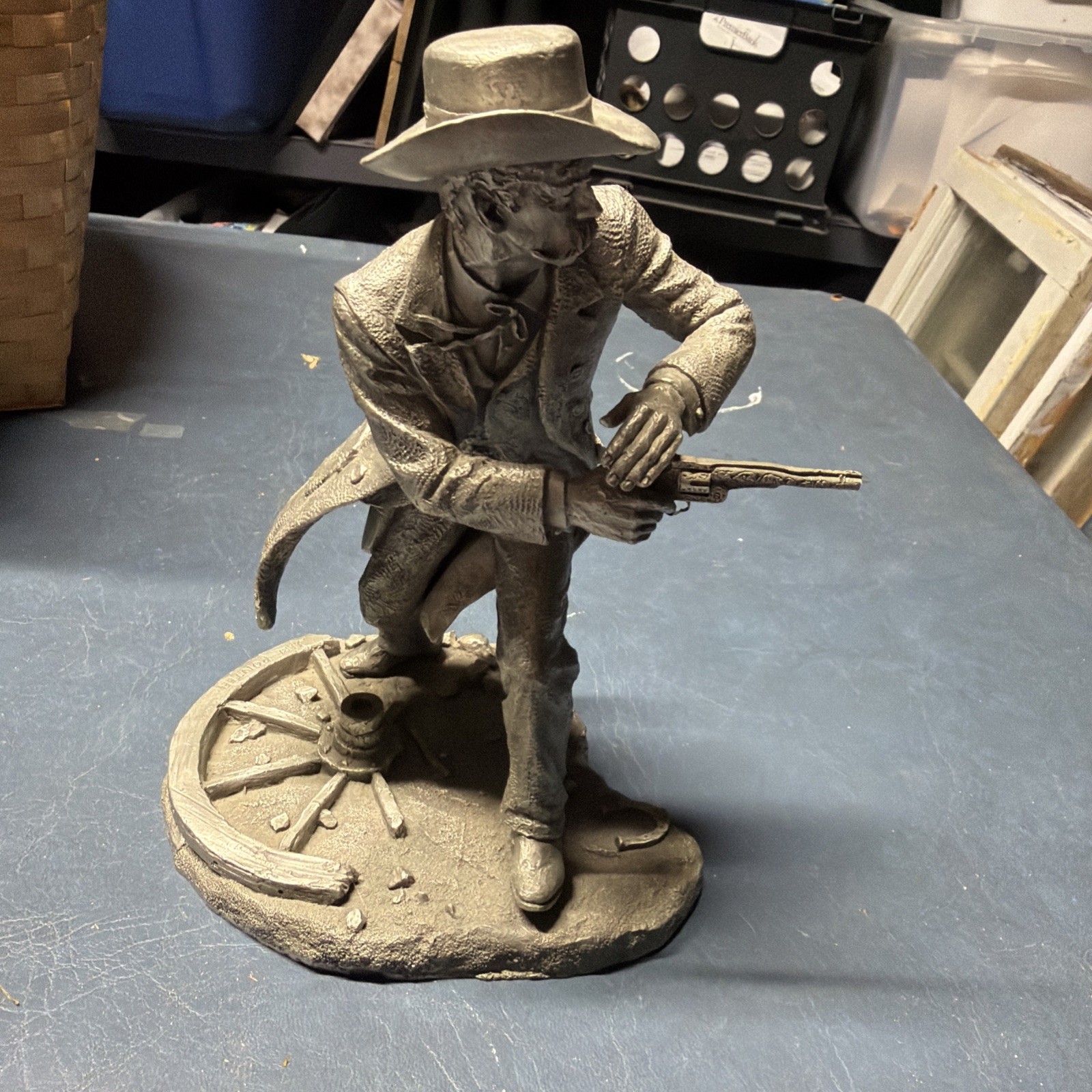 Jim Ponter “WYATT EARP” Pewter Sculpture Franklin Mint 1985 Production Piece