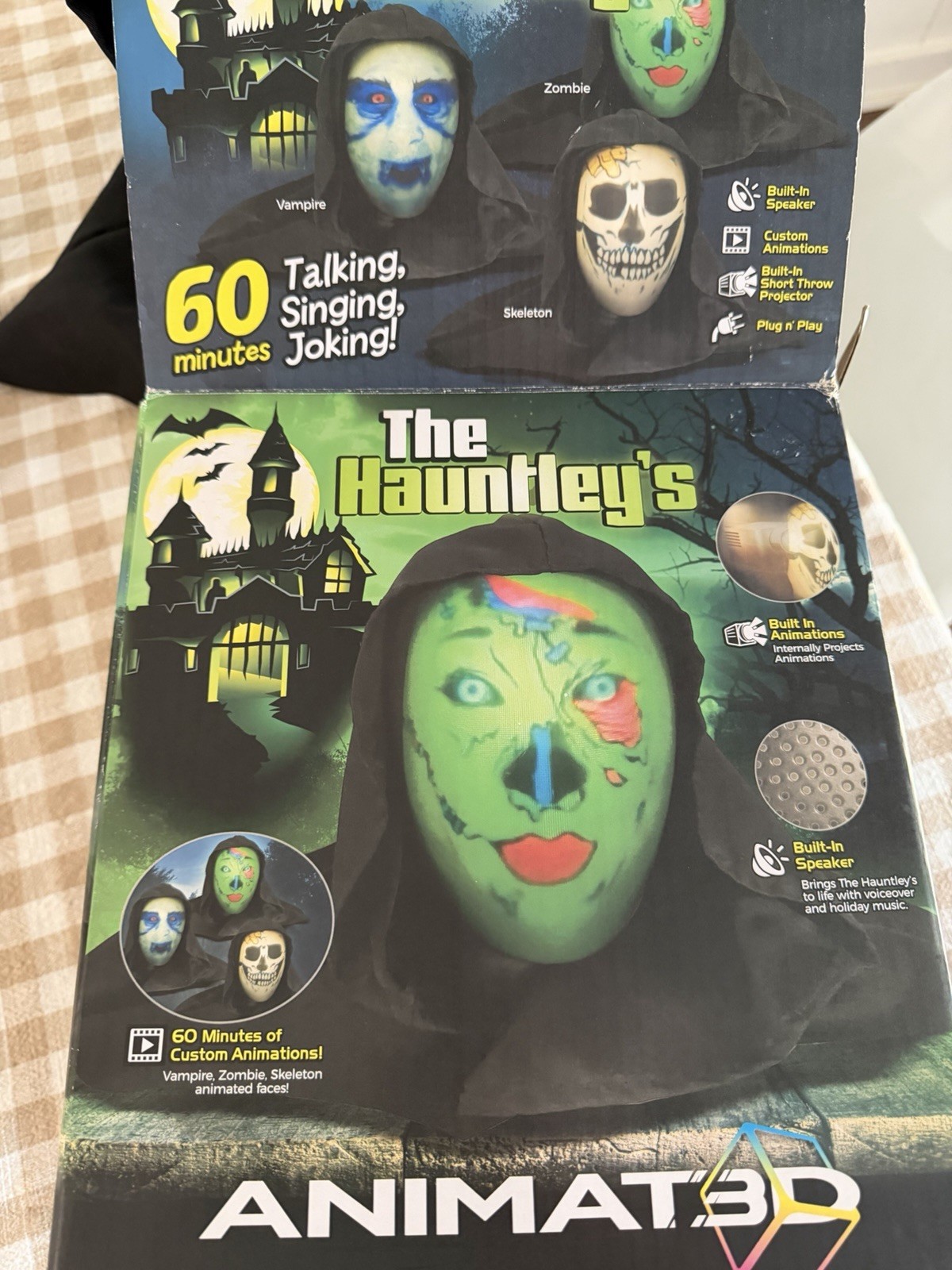 ANIMAT3D The Hauntley's Talking Animated Haunted Head Projector Halloween Decor