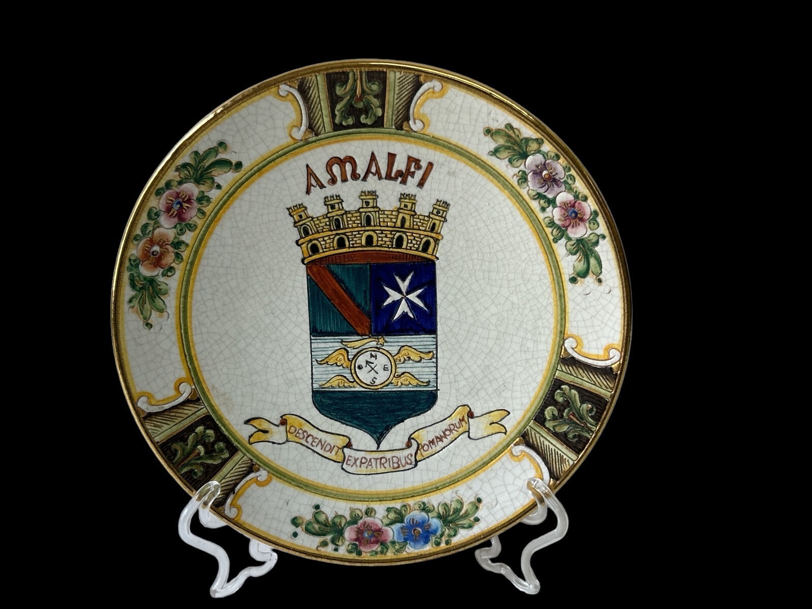 Amalfi, antique round ceramic plate hand-painted by Alfonso Fusco, 1950s Amalfi, antique round ceramic plate hand-painted by Alfonso Fusco, 1950s