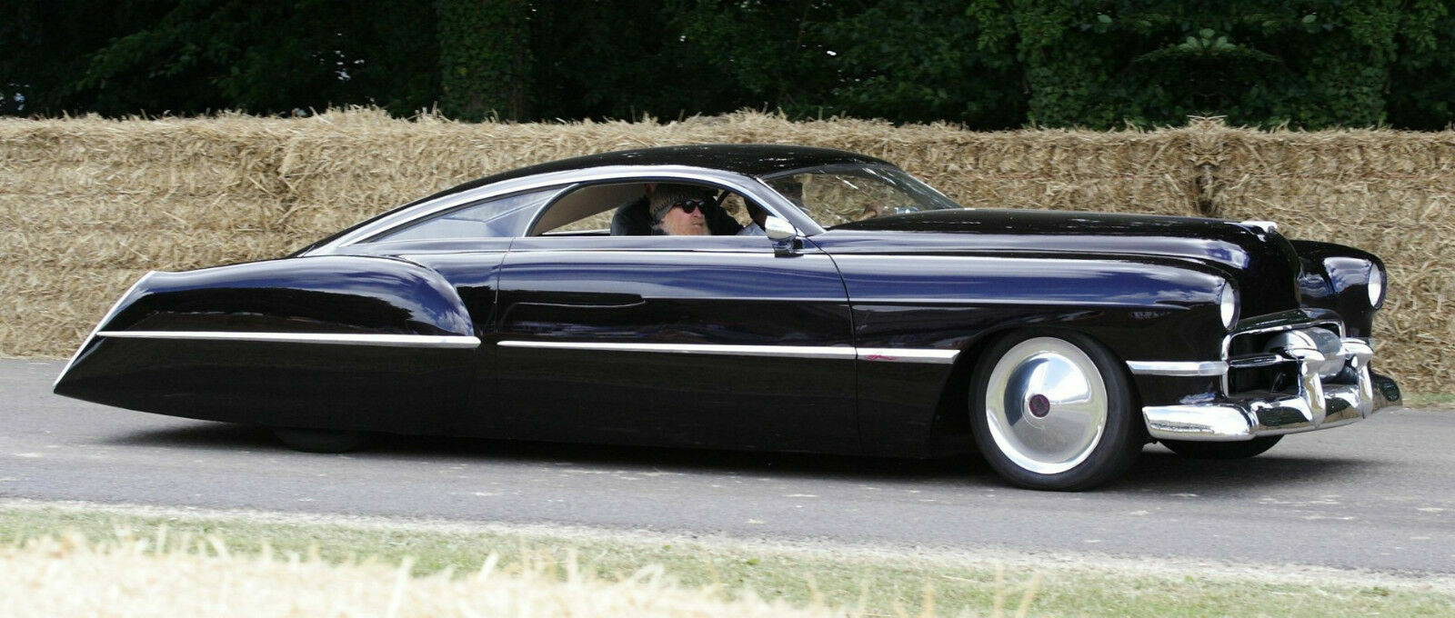 Art Deco Antique Vintage Mid-Century Modernism Modern Car Concept Cadillac 1940