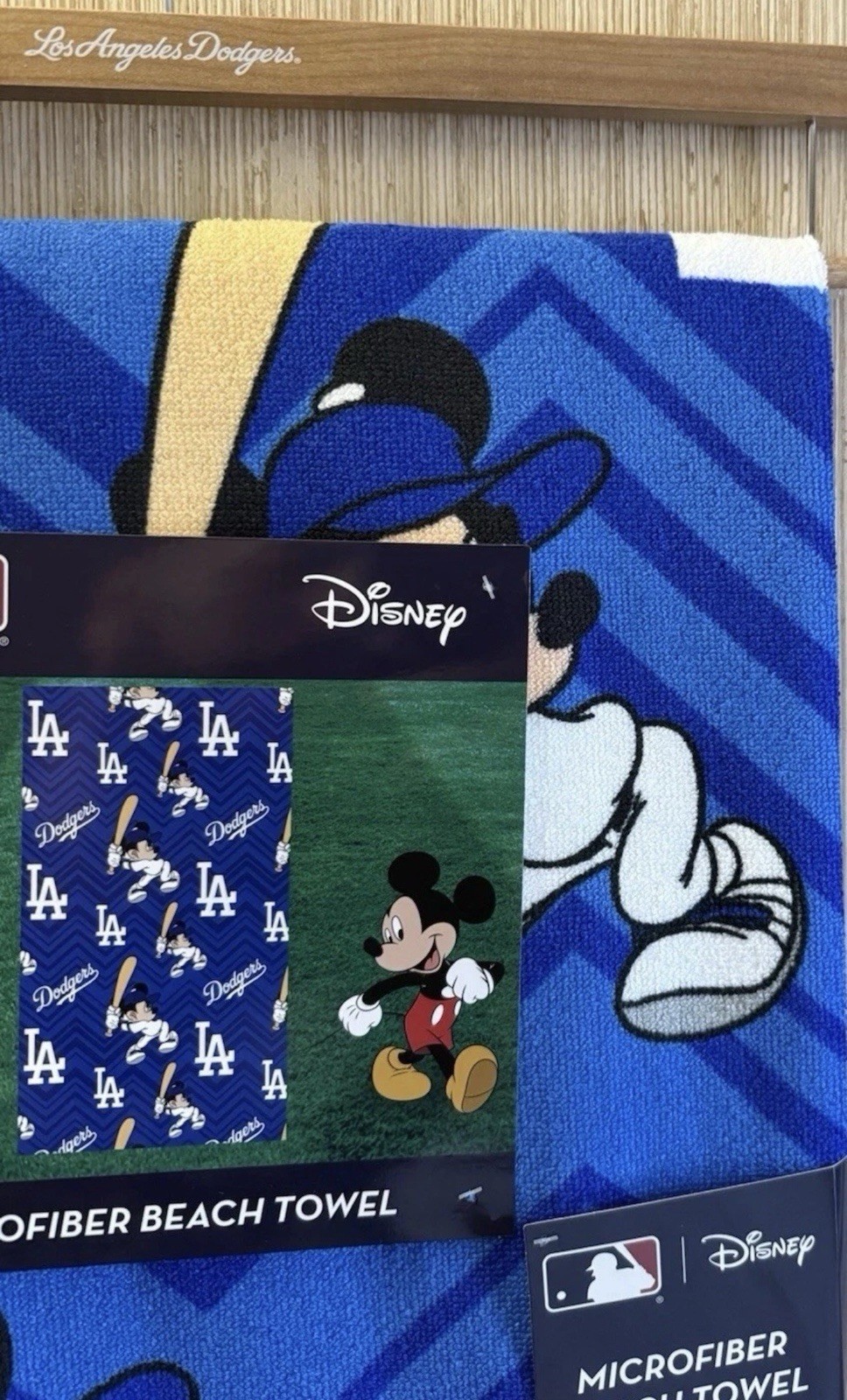 Los Angeles Dodgers X Disney Mickey Mouse Microfiber Beach Towel 40’ X 72’in NWT