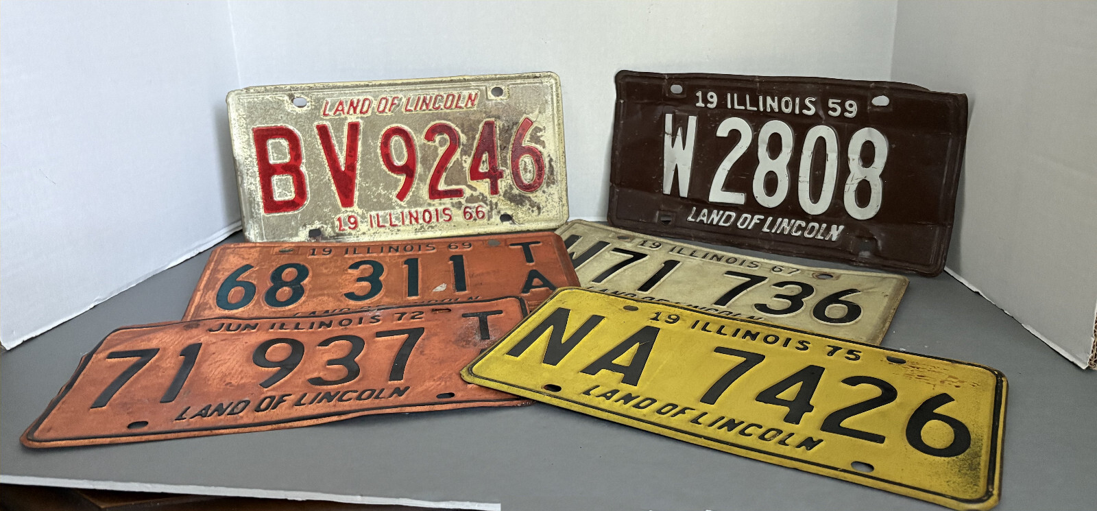 Vintage Lot of Six 6 Illinois License Plates, 1959, 1966, 1967, 1969, 1972, 1975