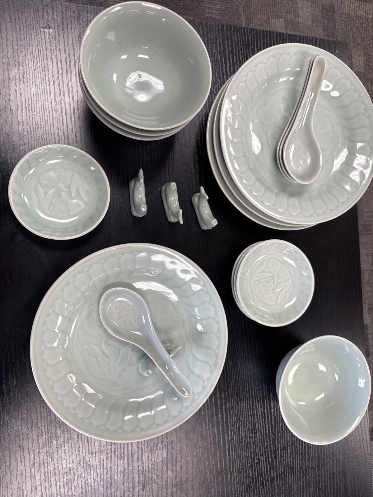 Celadon 20 Pc Vtg Chinese Longquan Koi Fish Plates, Bowls, Rests & Spoons Set