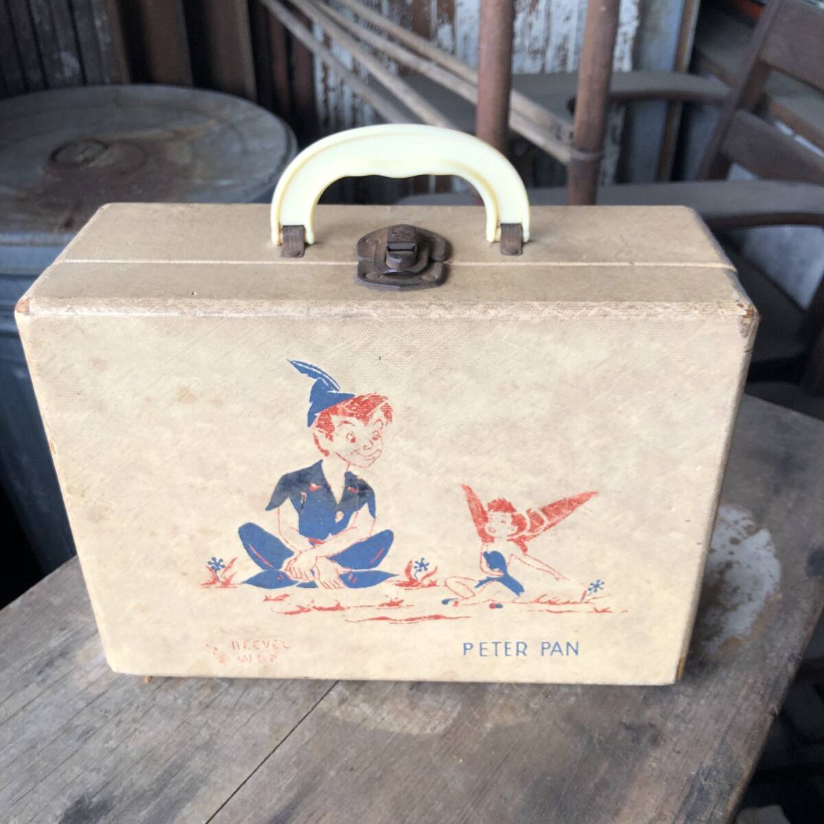 1950s Neevel WDP Walt Disney Peter Pan Tinker Bell Vintage Trunk Lunch Box C