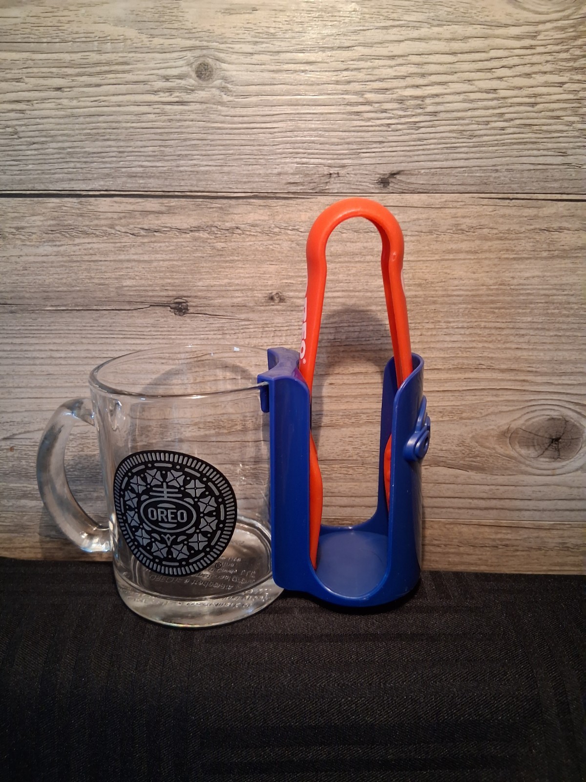 2020-Oreo Ultimate Dunking Set-8 oz Glass Mug W/Removable Cookie Holder & Thongs