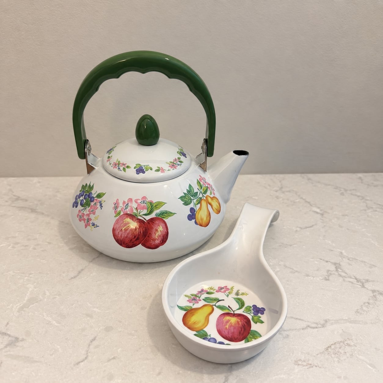 Reston Lloyd Eurita Fruit Enamel Tea Kettle + Spoon Rest Vintage Cottagecore