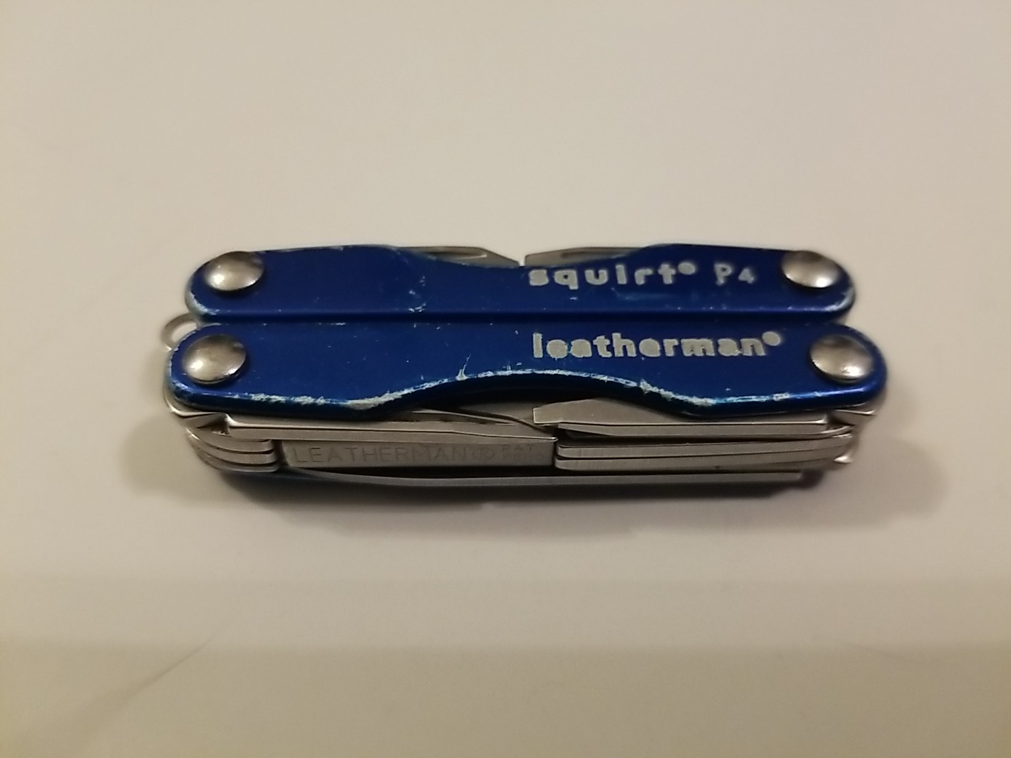 Leatherman Blue Squirt P4 Knife Awl Screwdrivers Pliers Opener Awl
