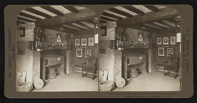 Photo:Stratford-on-Avon England Shakespeare House Museum Interior 1900s