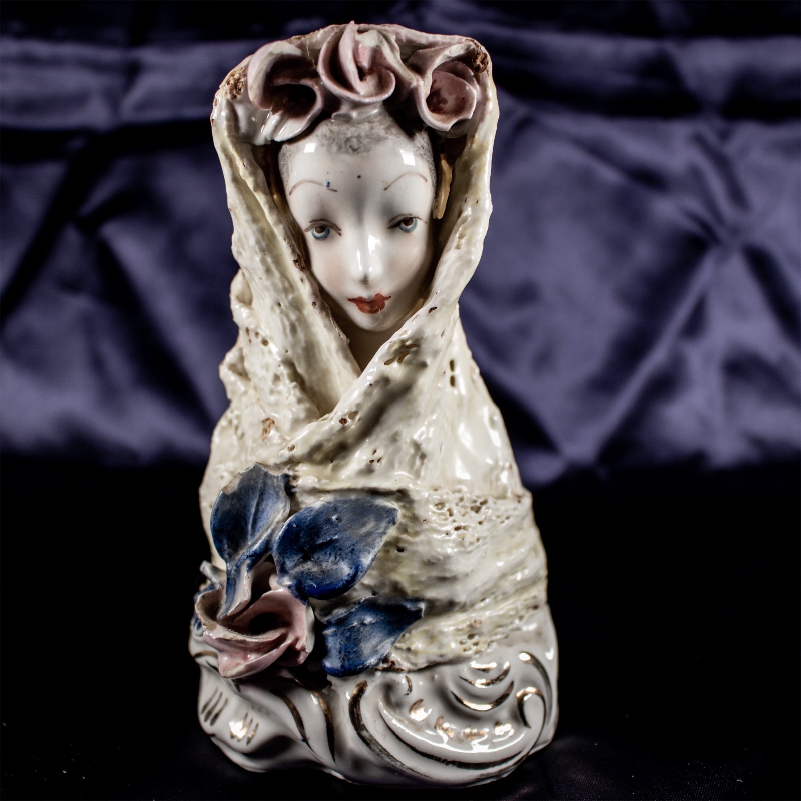 VINTAGE 1940\'s Madonna Woman Figuerine Porcelain Bust Sculpture Hand Painted