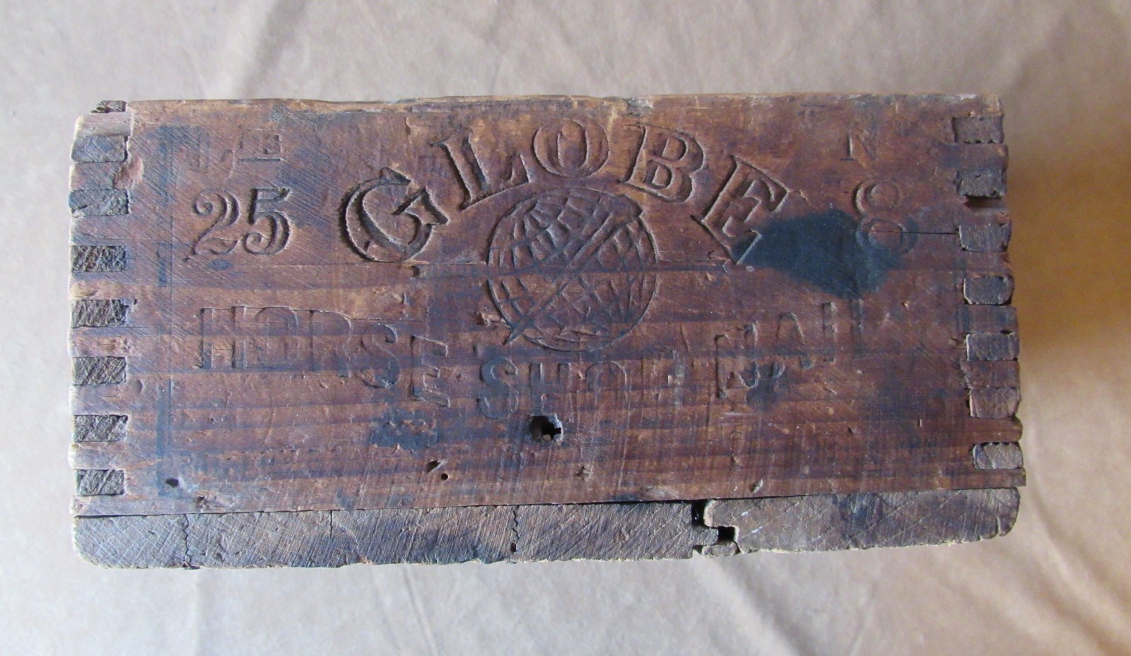 Indian Wars Globe Horseshoe Nail Crate Joint Wood & Square Nails US Cavalry