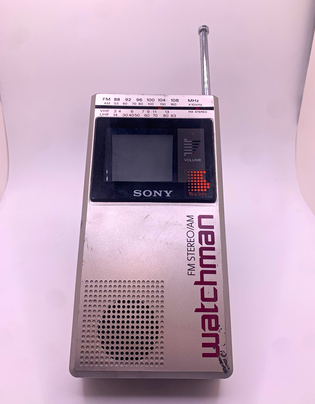 Vintage 1984 Sony Watchman FD-30A Portable TV FM/AM Radio Tested Working Japan