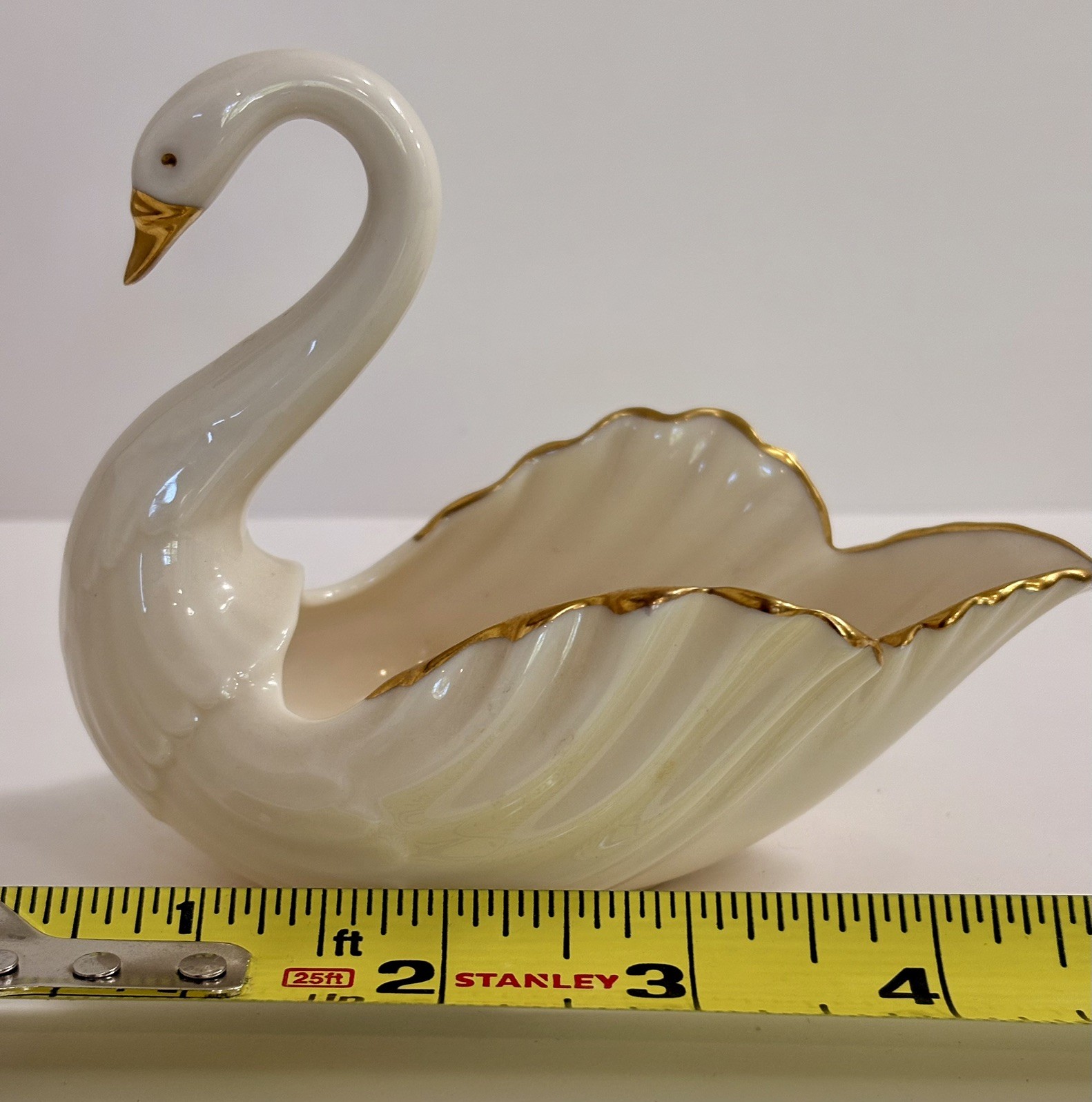 Lenox Swan Figurine 3\