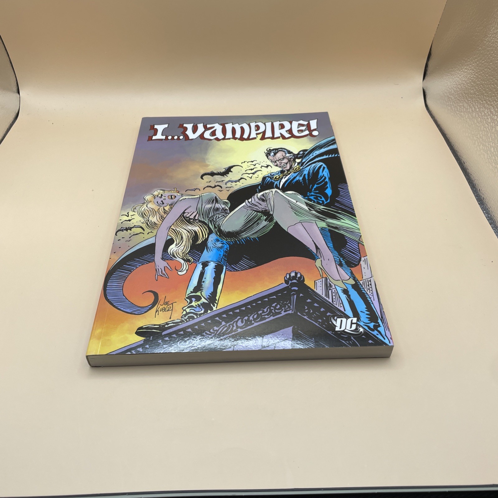 I... Vampire TPB OOP (DC Comics June 2012) Never Read