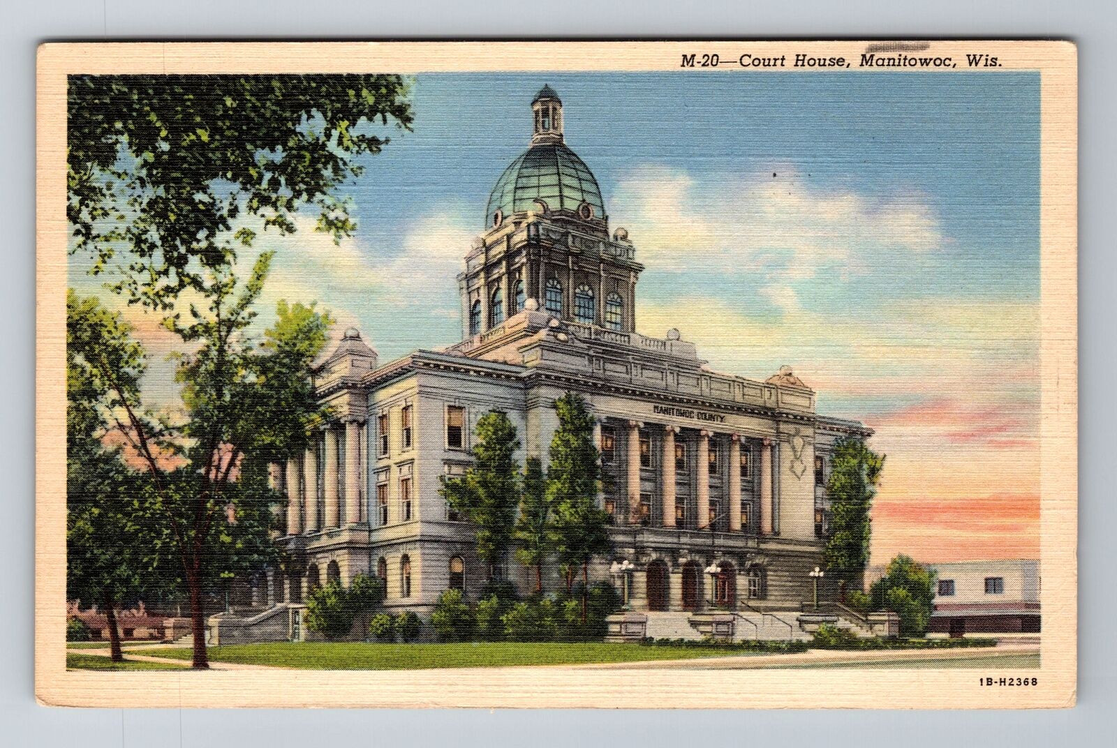 Manitowoc, WI-Wisconsin, Court House Antique c1947, Vintage Souvenir Postcard