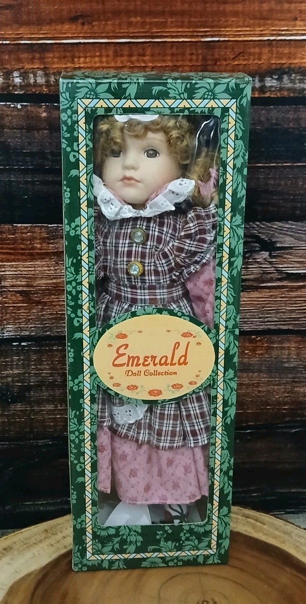 Vintage Porcelain Doll Emerald Collection New In Box No Stand