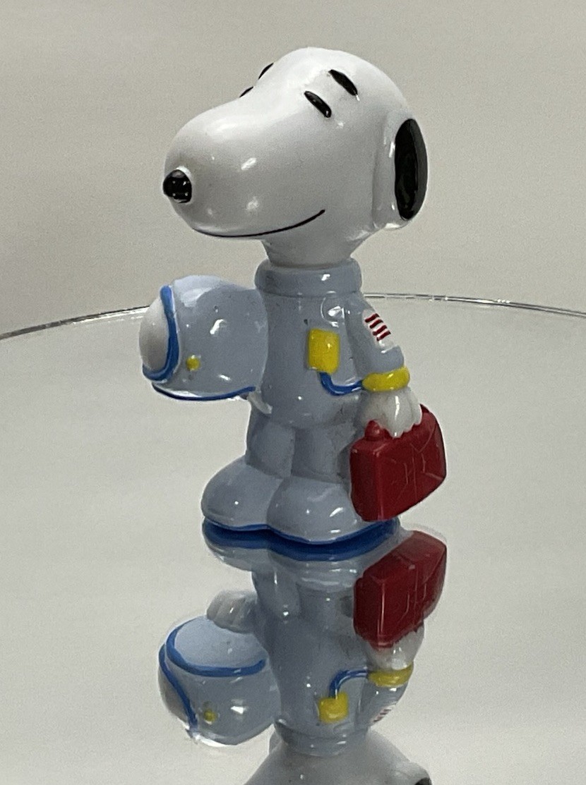 Vintage U.F.S. Snoopy Astronaut PVC Figure 1.75” Rare Japan Peanuts Space Snoopy Vintage U.F.S. Snoopy Astronaut PVC Figure 1.75” Rare Japan Peanuts Space Snoopy