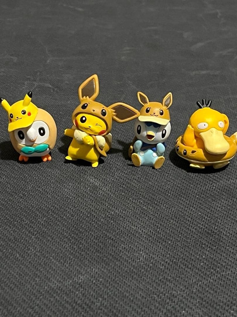 Pokemon Mini Figure Set of 4 Capsule Toy Used