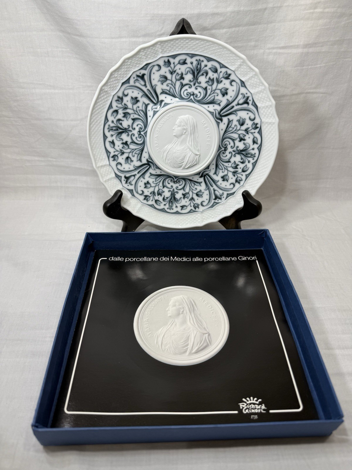 Richard Ginori Grandi Medici Limited Edition Plate - Manif. Di Doccia M Salviati