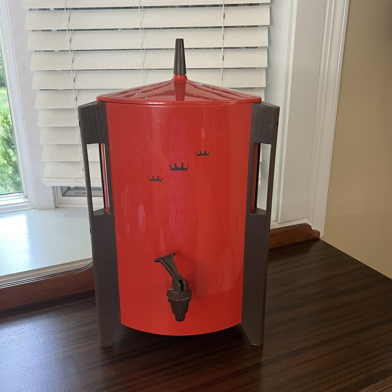 Regal coffee maker 7530 | original mid century atomic Design Burnt Orange Red Co