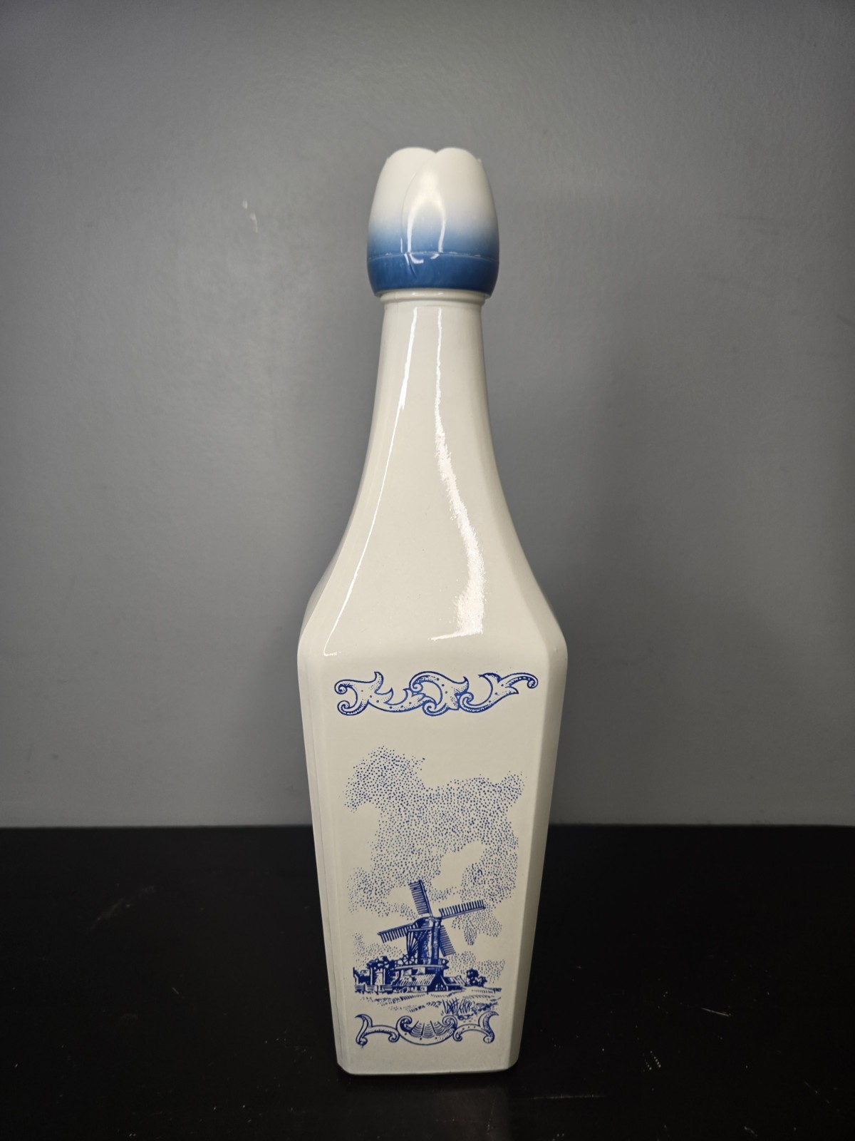 EMPTY BOTTLE 1969 Vandermint Liqueur Minted Chocolate Vintage Bottle